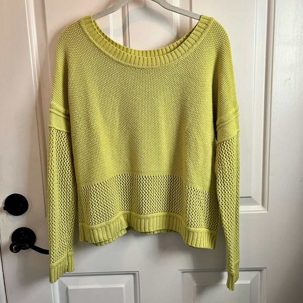 Splendid Large Bloomingdales Soft Knit Lime Green Sweater Viscose Nylon Cashmere